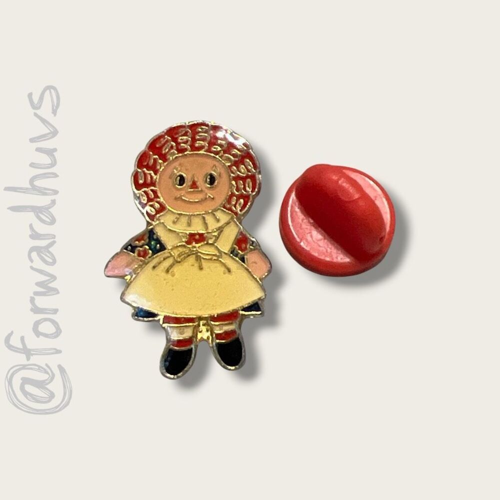Vintage Raggedy Ann Enamel Pin – Red Hair – Apron – 1″